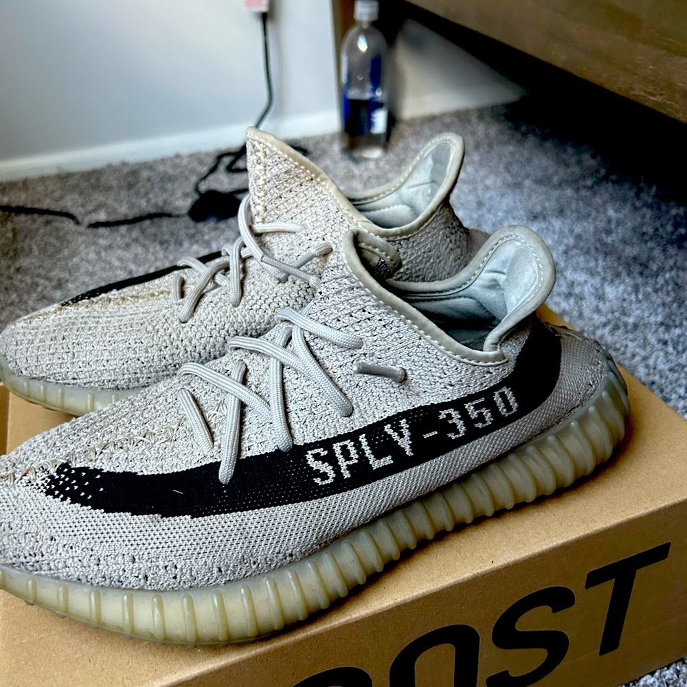 yeezy 350 slate men size 8 men